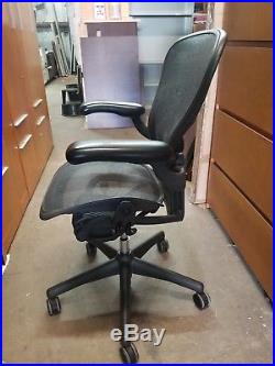Herman Miller Aeron chair size B