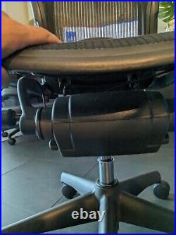 Herman Miller Aeron office chair and Seeknow lumbar support