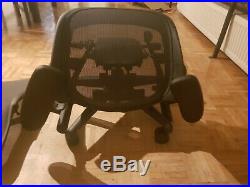 Herman Miller Aeron remastered Mesh Desk Chair Medium Size B fully posture fit