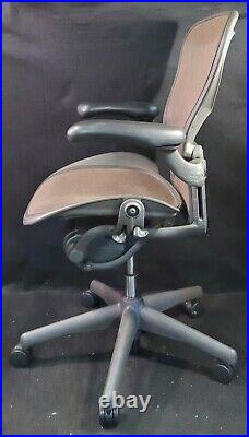 Herman Miller Classic Aeron Chair Adjustable C size WithLumbar Support 4 Pick-Up