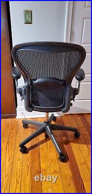Herman Miller Classic Aeron Chair Fully Adjustable, Carpet Casters, Size B