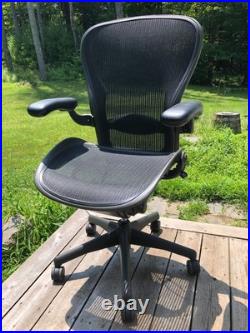 Herman Miller Classic Aeron Chair Size C (Large) withadjustable arms & lumbar pad