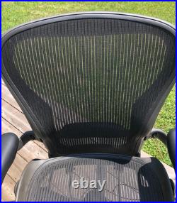 Herman Miller Classic Aeron Chair Size C (Large) withadjustable arms & lumbar pad