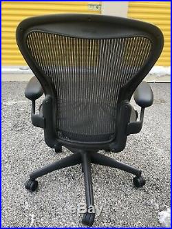 Herman Miller Classic Aeron Office Chair basic Model B Medium Size