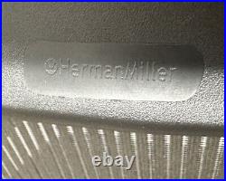 Herman Miller Classic Aeron Office Desk Chair C Size Large Black Graphite