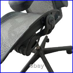 Herman Miller Classic Aeron Office Desk Chair C Size Large Black Graphite