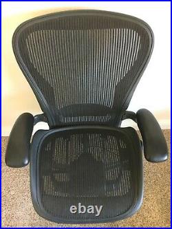 Herman Miller Classic Aeron Rolling Office Chair Graphite Size C Large