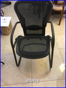 Herman Miller Classic Aeron Side Chair Blue Mesh Excellent
