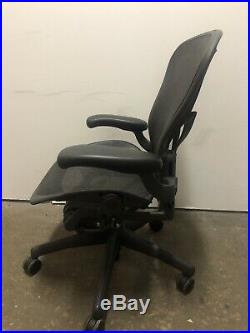 Herman Miller Classic Aeron chair Size B Medium New