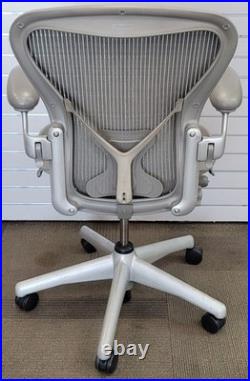 Herman Miller Classic Aluminum Aeron Chair Size B Medium Adjustable -No Headrest Herman Miller Classic Aluminum Aeron Chair Size B Medium Adjustable -No Headrest