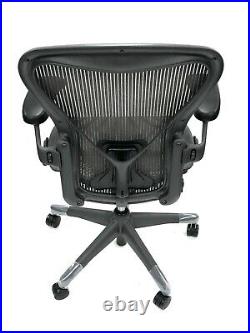 Herman Miller Classic Fully-Loaded Gray Mesh Size B PostureFit Aeron chair