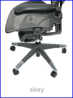 Herman Miller Classic Fully-Loaded Gray Mesh Size B PostureFit Aeron chair