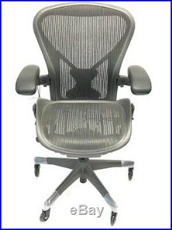 Herman Miller Classic Fully-Loaded Size B (Medium)l PostureFit Aeron chair