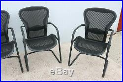 Herman Miller Ergonomic Aeron Side Guest Chairs Size B set of 4