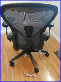 Herman Miller Fully Loaded Posture fit Size B Aeron Chairs Mod. 2018