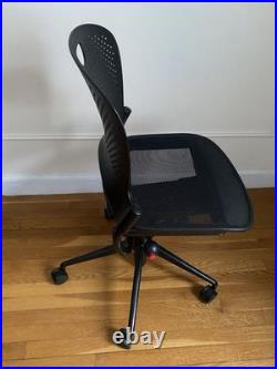 Herman Miller Mesh Seat Caper Office Desk Chair NeoCon Winner