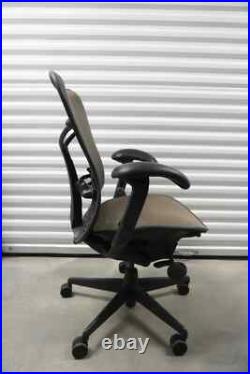 Herman Miller Mirra Chair Fully Adjustable