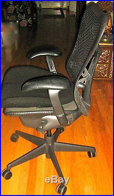 Herman Miller Mirra Chair Graphite Black Aeron L. A, Calif. Pickup/delivery