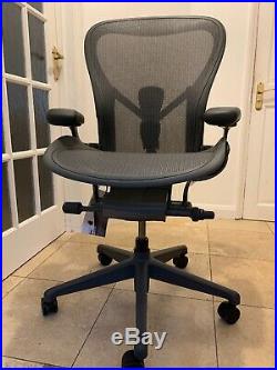 Herman Miller New Aeron Office Chair Remastered Size C LARGE 2019 BRAND NEW