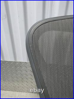 Herman Miller Remastered Aeron Size B Backrest PostureFit SL CARBON COLOR