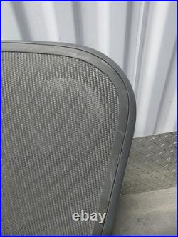 Herman Miller Remastered Aeron Size B Backrest PostureFit SL CARBON COLOR