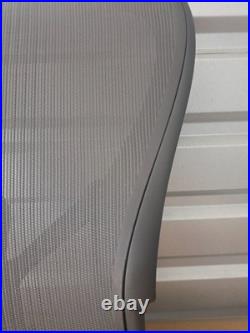 Herman Miller Remastered Aeron Size C Backrest PostureFit SL Graphite