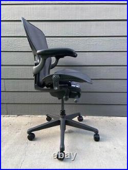 Herman Miller Remastered Aeron Size C Large Office Desk Chair with PostureFit SL