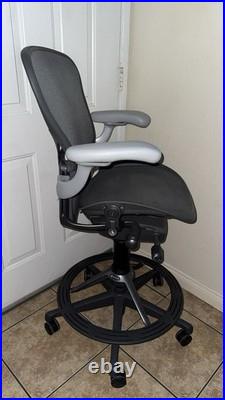 Herman Miller Remastered Stool Chair Size (B)
