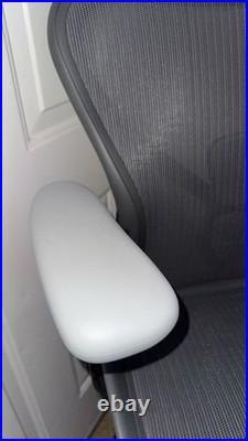 Herman Miller Remastered Stool Chair Size (B)