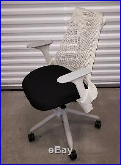 Herman Miller Sayl White Office Chair Ergonomic aeron USA EX+++