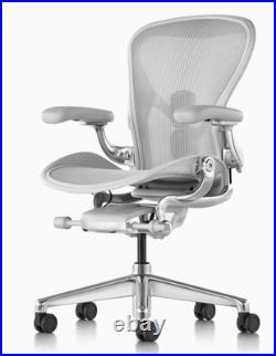 Herman Miller aeron REMASTERED Chair Fully Loaded SIZE C LARGE polished al Herman Miller aeron REMASTERED Chair Fully Loaded SIZE C LARGE polished al