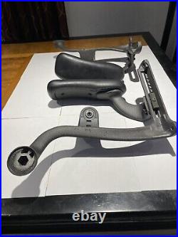 Herman miller Aeron Classic size B arm yokes left and right with dial wheels OEM