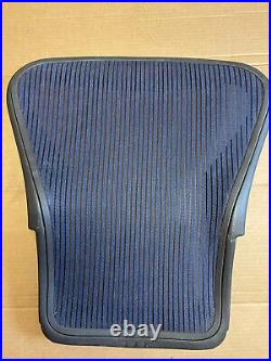 Herman miller Classic aeron Chair Back Frame B Medium size Blue Mesh