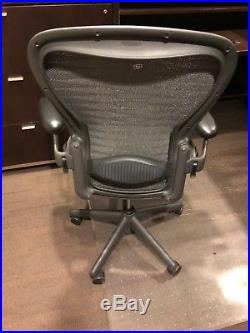 Herman miller aeron chair size c fully loaded