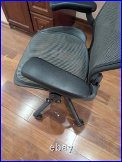 Herman miller aeron remastered size b Herman miller aeron remastered size b