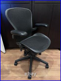 Herman miller aeron size b