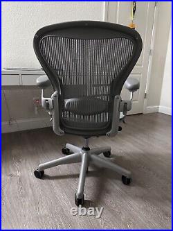 Herman miller aeron size b