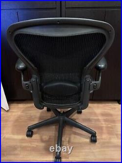 Herman miller aeron size b