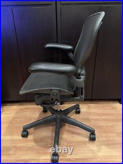 Herman miller aeron size b