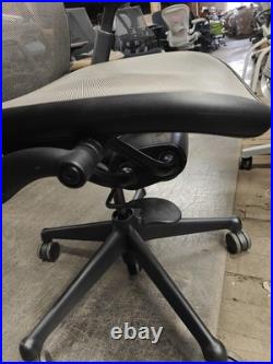 Knoll Chadwick Office Chair Tan Mesh Black Frame Desk Chair