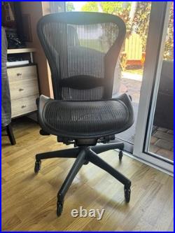 Medium size Herman Miller Aeron Office Chair Black Medium size Herman Miller Aeron Office Chair Black