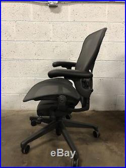 New Herman Miller Aeron Chair Size B Medium Fully Adjustable Graphite Remastered