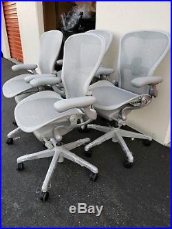 New! Herman Miller Remastered Aeron Very Rare! Mineral White Fully Loaded Size B