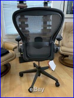 New With Tags Herman Miller 2018 Model Aeron Chair Remastered Size C