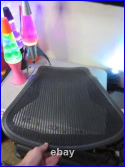Nice 1996 Herman Miller Aeron Classic Mesh Back & Frame Size B AE123AWB FREESHIP