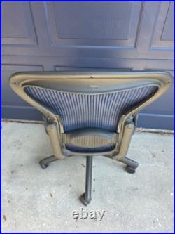 No Shipping No Packing Local Only Herman Miller Aeron Size A Office Chair
