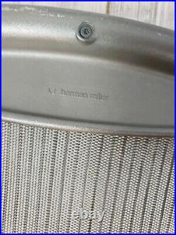 Original Herman Miller Aeron Seat Back Size B Black mesh has a hole