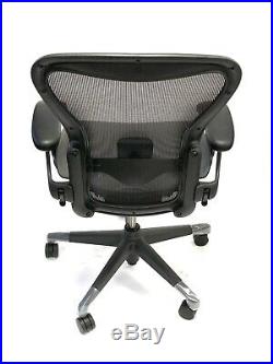 Remastered Size B Lumbar support With Hardwood Casters Aeron Chair