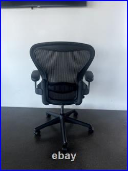Set of Five Herman Miller Aeron Office Chairs Black Barely Used Condition