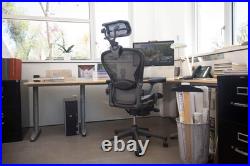 The Original Headrest for The Herman Miller Aeron Chair (H4 for Classic, Carbon) The Original Headrest for The Herman Miller Aeron Chair (H4 for Classic, Carbon)